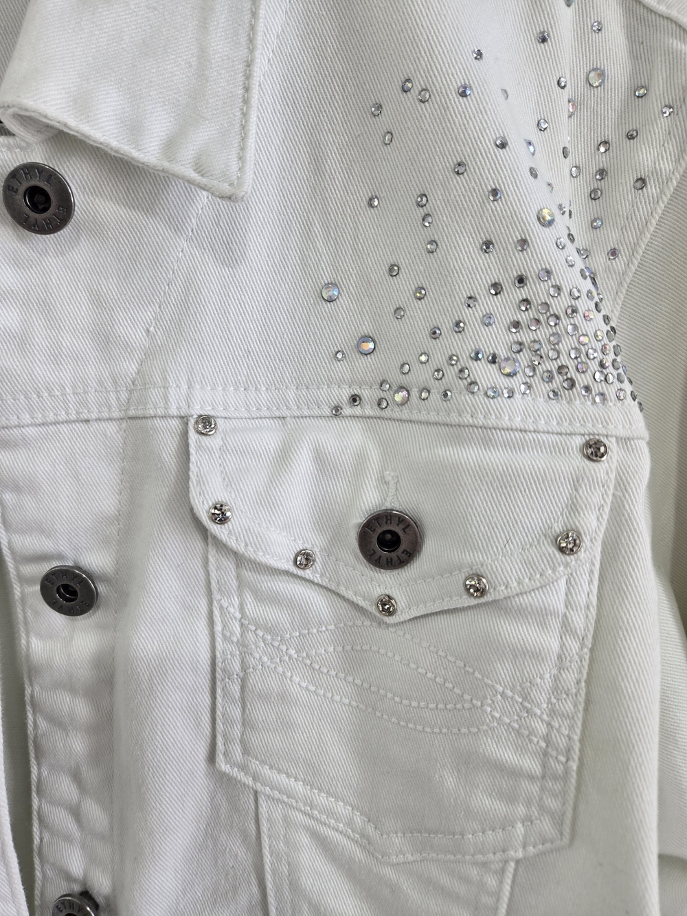 Ethyl Vintage Denim White Stud-Embellished Denim Jacket Size L - Picture 6 of 8